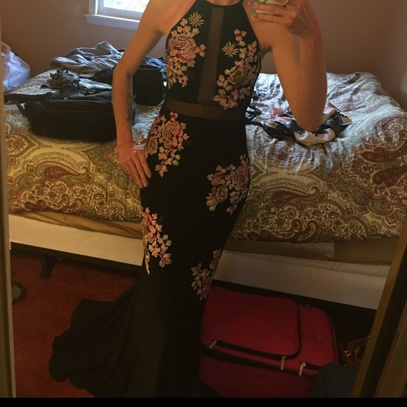 Xscape Formal Black Floral Dress - Picture 5 of 7